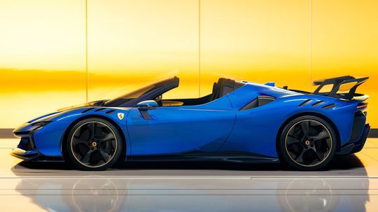 Ferrari SF90 XX Spider