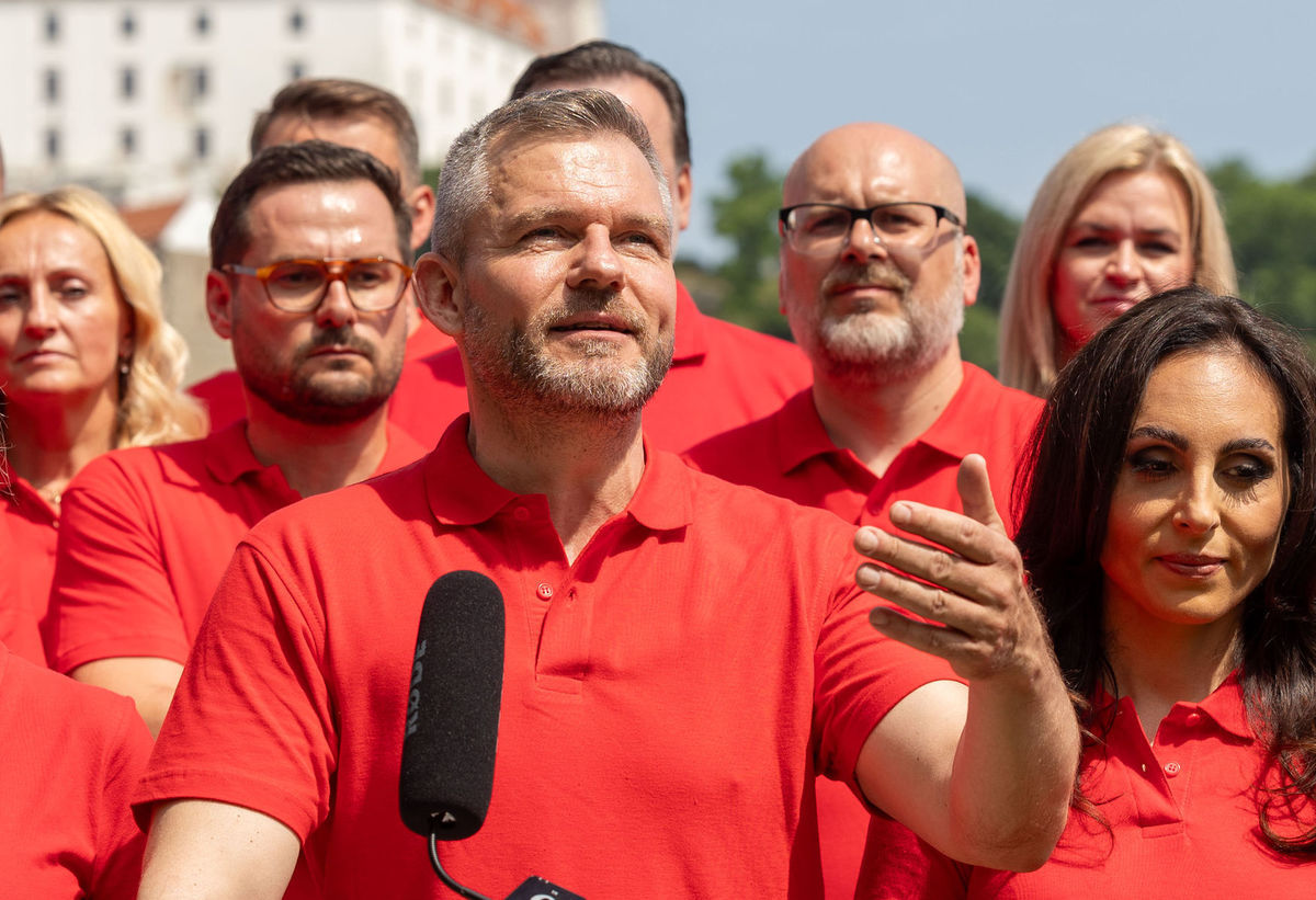 Líder Hlasu Peter Pellegrini v piatok...