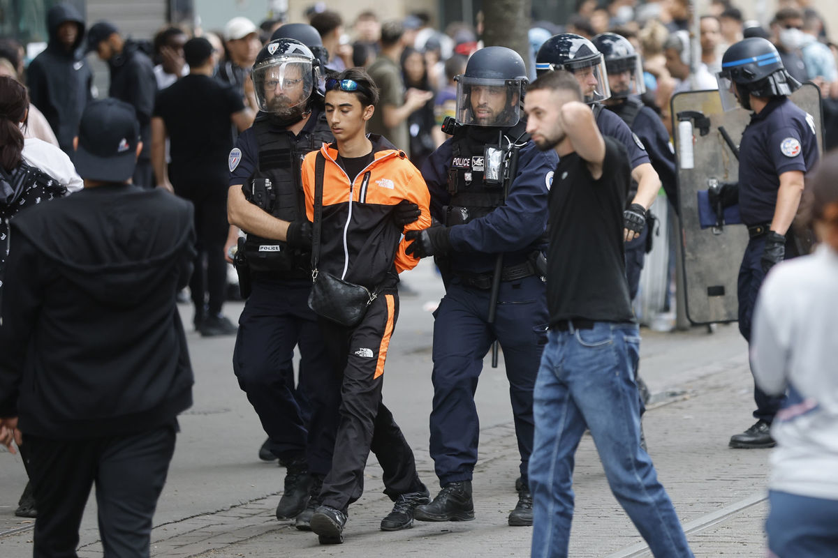 Francúzsko, nepokoje