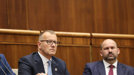 Predseda parlamentu Boris Kollár a podpredseda...
