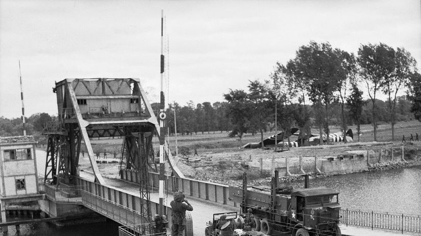 Spojenecká invázia v Normandii sa začala 6....