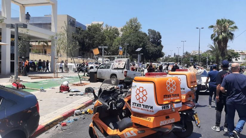 náraz autom, teroristický útok, Tel Aviv