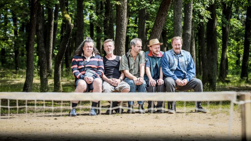 Záber zo seriálu Chataři ze Švihova.