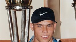 12 Ronaldo