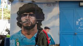3 Maradona