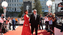 prezident-festivalu-jiri-bartoska-s-manzelkou-andreou-bartoskovou