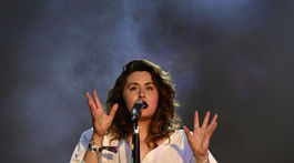 Nora Ibsenová, speváčka slovenskej skupiny...