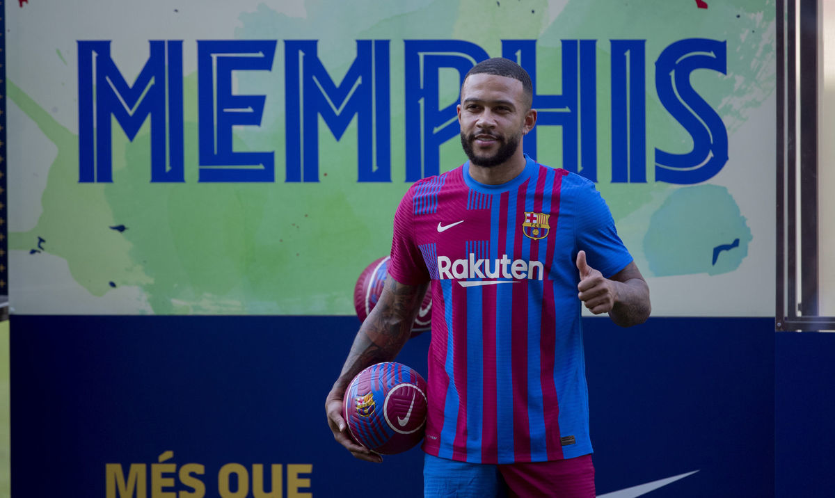 Memphis Depay v drese FC Barcelona.