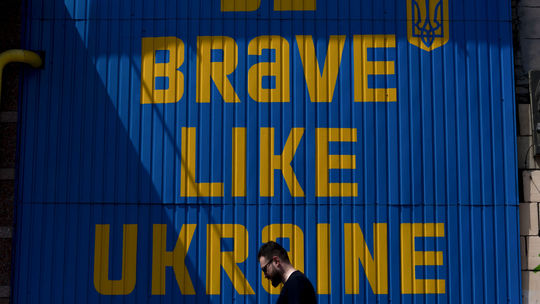 Ukrajinci začali protiofenzívu zhurta. Po veľkých stratách zmenili taktiku: Pomaly, ale stabilne