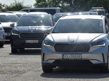 Policajné elektromobily Škoda Enyaq 60 Loft