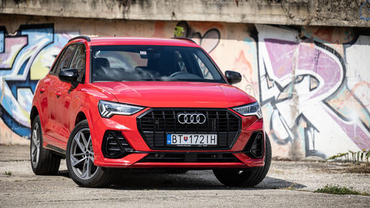  Audi Q3 45 TFSI e (2023)