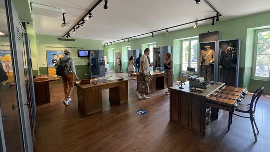 Z budovy Gendarmerie je dnes Múzeum...