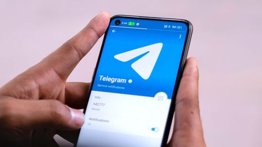 Kremeľ vyťahuje bič na Telegram: zavádza obmedzenia pre populárnu platformu