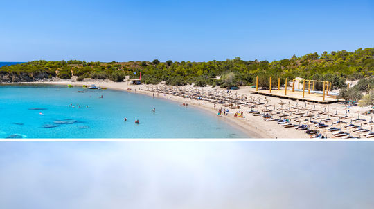 Glystra pláž na Rodose.
