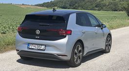 Volkswagen ID.3 Pro (2023)