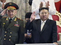 ONLINE: Kim posiela Putinovi ženistov a robotníkov. Masívny úder na Kyjev, medzi obeťami je aj Američan