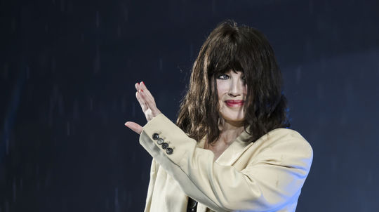 Francúzska herečka Isabelle Adjani na pódiu na...