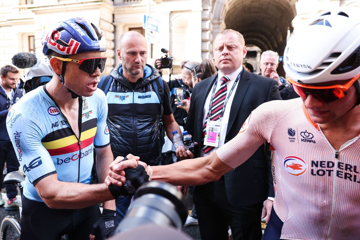 Večný rival nového majstra sveta Wout van Aert...