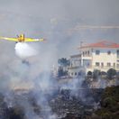 Cyprus, lesné požiare, lietadlo