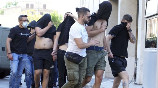 Grécky minister skritizoval políciu za „tragické chyby“. Z vraždy fanúšika nie sú podozriví len Chorváti