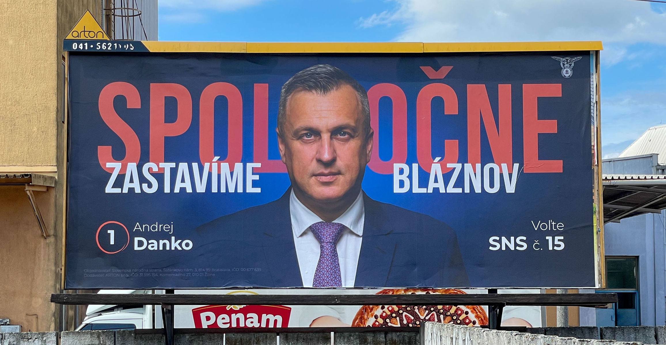 Billboard strany SNS, august 2023