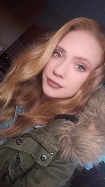 Laurette ešte ako 16-ročná pred mozgovou príhodou.