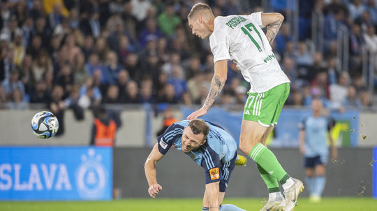 Milióny na konte, história na dosah. Izraelčania velebia Maccabi a hádajú, prečo sa Slovan v Haife vyparil