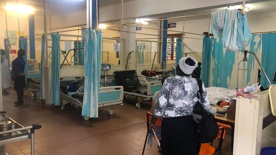 Žiadne povinné zdravotné poistenie: V ugandskej nemocnici sa za všetko okrem postele platí
