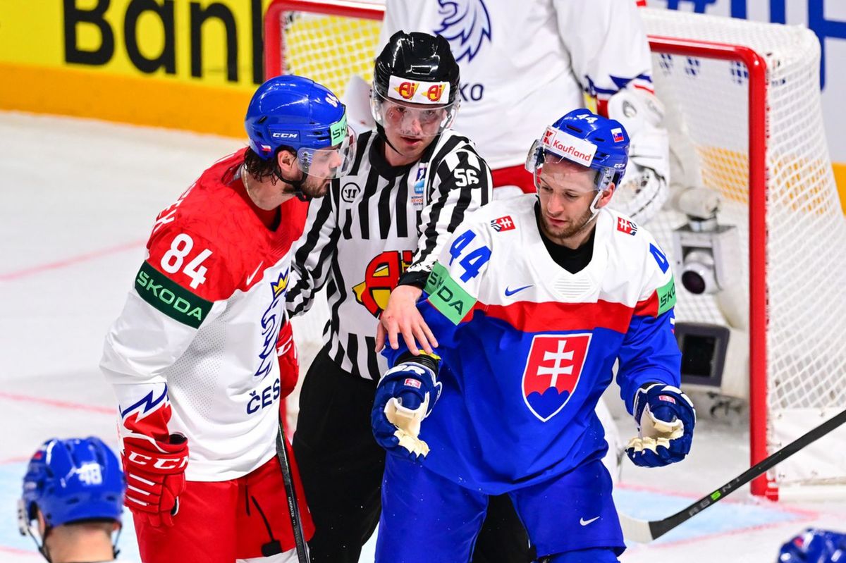 Tomáš Kundrátek a Mislav Rosandič v súboji na...