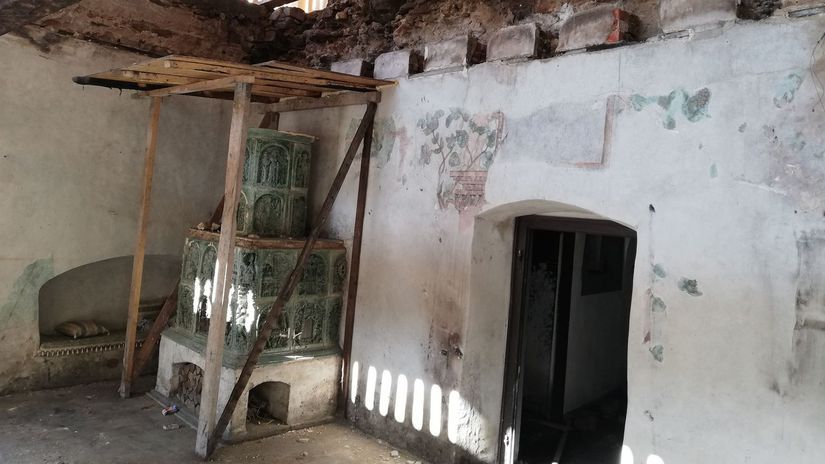 Izba Maríny – oheň v nej zničil takmer všetko.