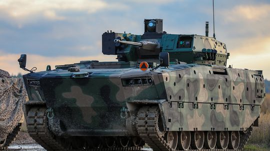 Poľská armáda ďalej posilňuje, nakúpi 2100 obrnených vozidiel troch typov