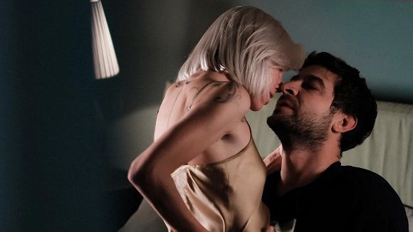 Film #annaismissing má zároveň presahy aj do...