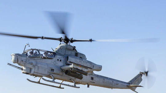 Poletia útočné vrtuľníky Viper na Slovensko? USA schválili Bratislave potenciálny predaj 