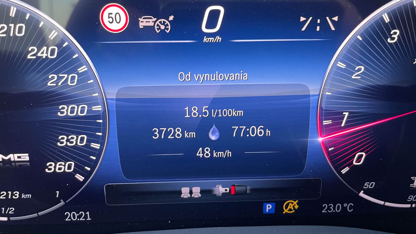 Za svoje služby si SL 63 pýta neskromné dávky...