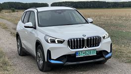BMW iX1 xDrive30 (2023)