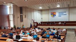 Rokovanie zastupiteľstva v bode o nájme...