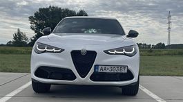 Alfa Romeo Stelvio 2.0 Turbo (2023)