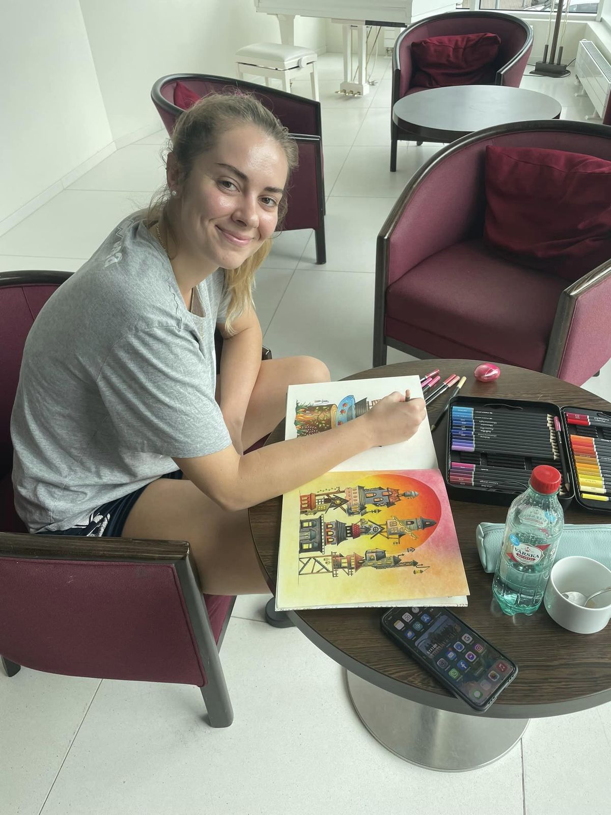 Barbora Koseková trávi voľný čas počas ME 2023.