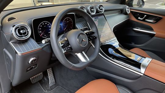 Mercedes-Benz GLC 220d kupé (2023)