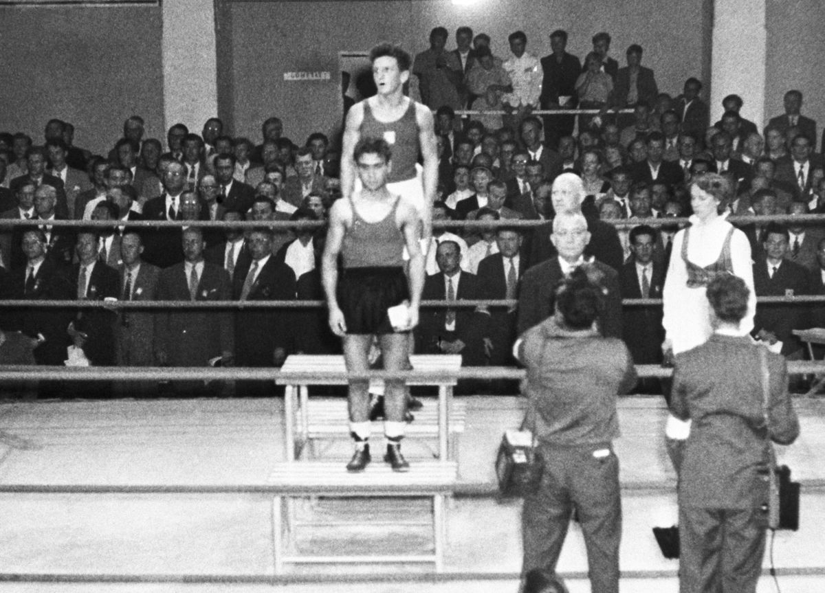 Ján Zachara na stupňoch víťazov na XV....