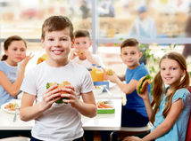 deti, strava, detská strava, škola, školská jedáleň