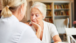 Chcete znížiť riziko demencie o 45 %? Vedci odhalili, čo musíte robiť medzi 45. a 64. rokom života