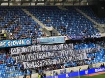 Fanúšikovia Slovan, transparent