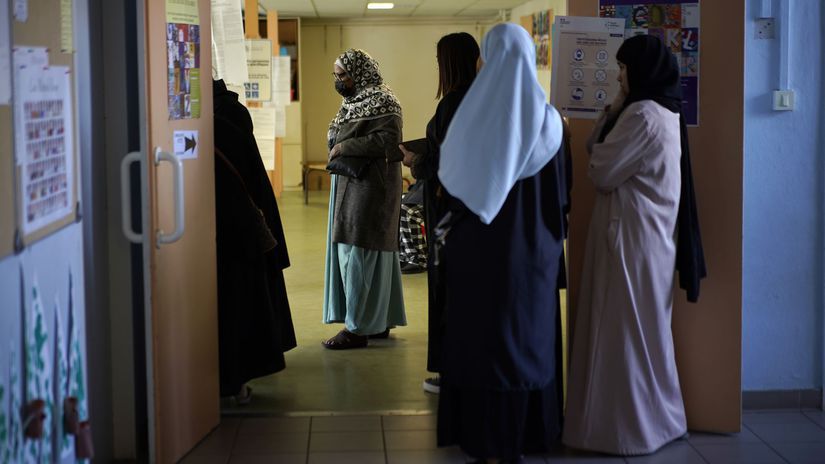 Francúzsko školy islam abája odev zákaz kontrola