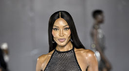 NYFW Spring/Summer 2024 - PrettyLittleThing - Runway