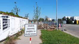 Eurobau pred cintorínom