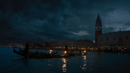 Dej filmu sa tentokrát odohráva v tajomných...