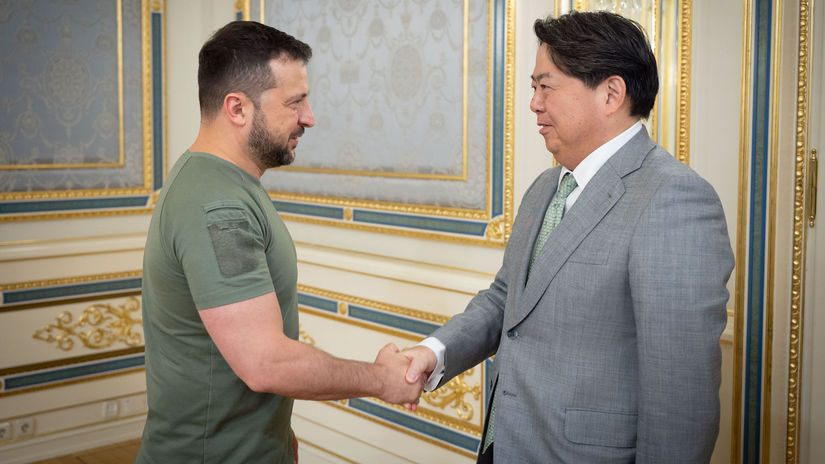 Ukrajinský prezident Volodymyr Zelenskyj a...