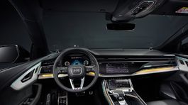 Audi Q8 9