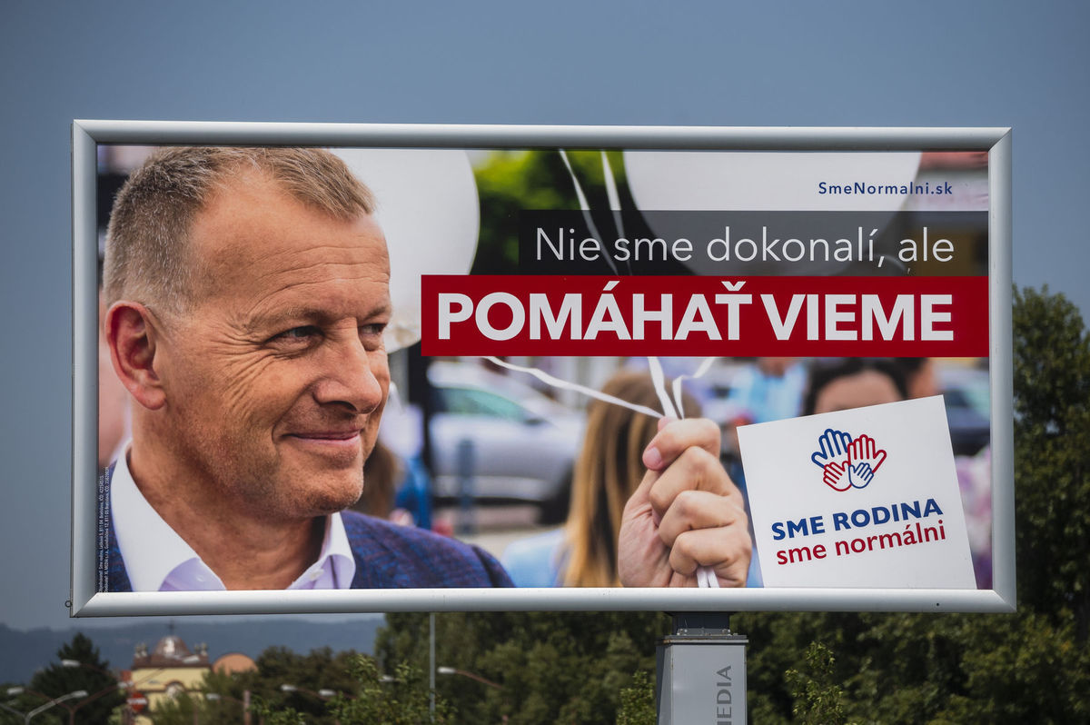 Bilbord do predčasných parlamentných volieb...